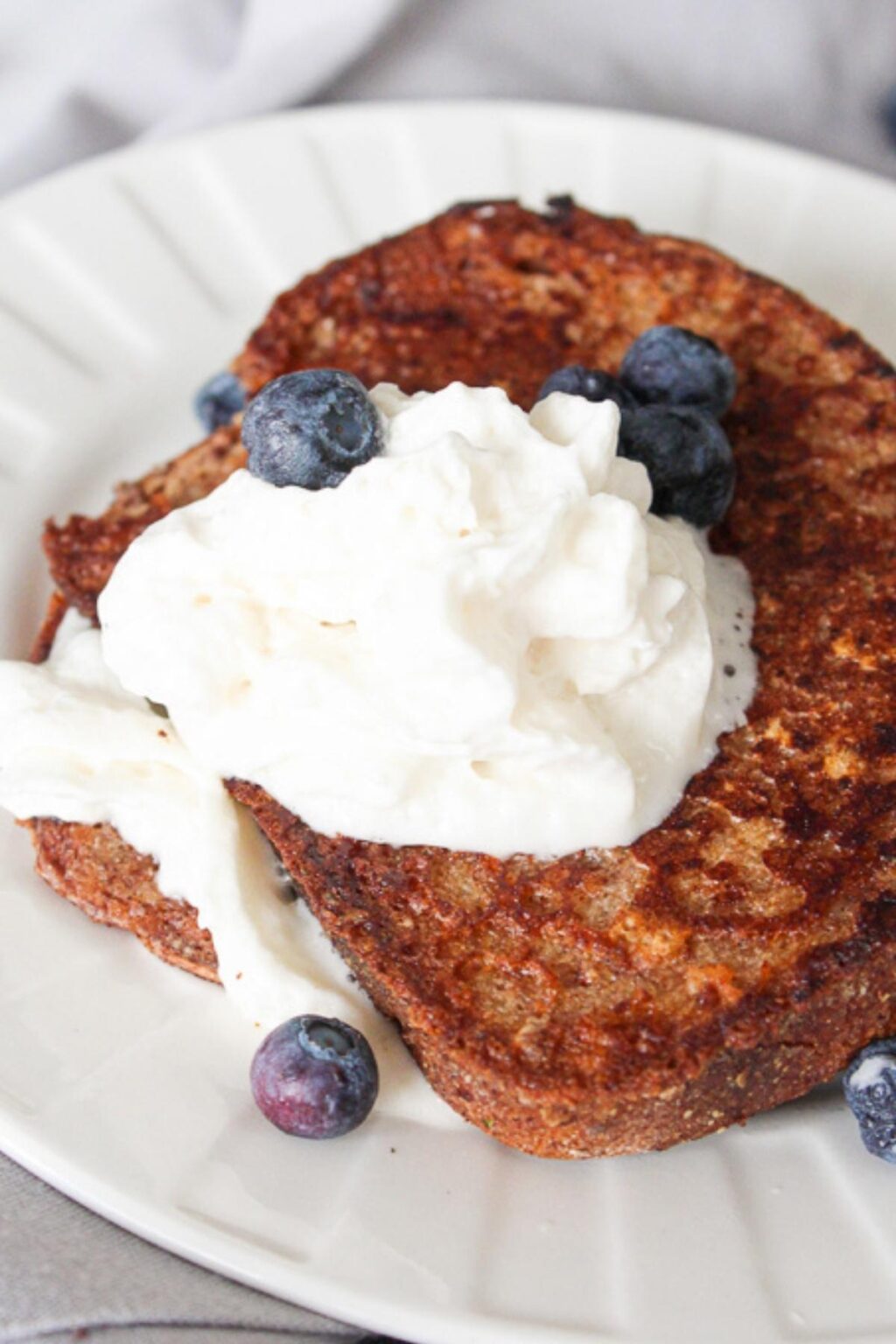 Easy eggless french toast (vegan) - Damn Tasty Vegan